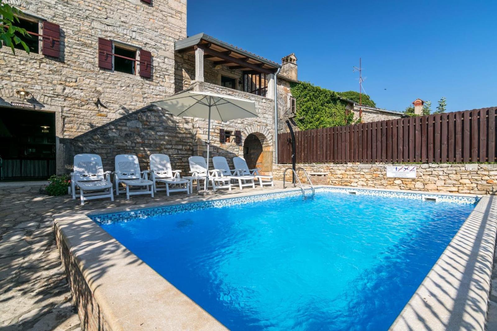 Rustic Villa Marija With Panoramic View In Zrenj Exterior photo